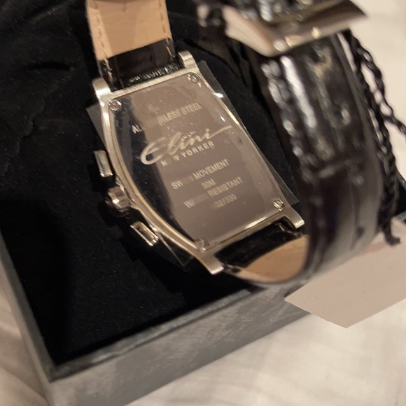 Ladies Watch - Picture 4 of 5